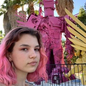 Meet your Posher, Carly